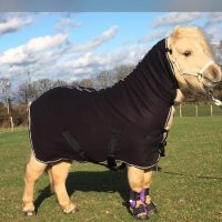 HB harry en hector fleecedeken met hals